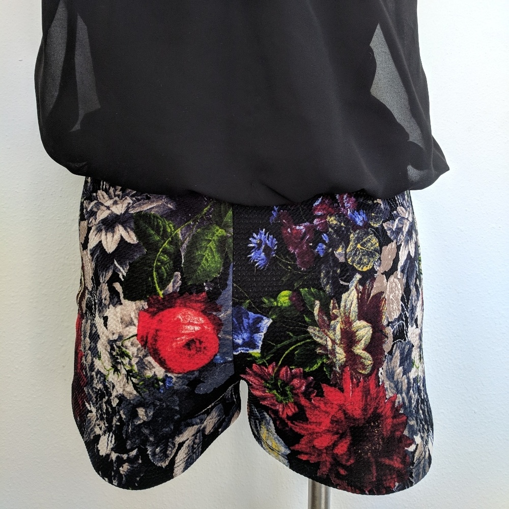 Sabora | Jumper | floral has builtin slip | Cute M - Picture 2 of 5